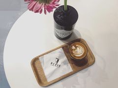 澳白-BIJOU coffee&cocktail(龙岗万科广场店)