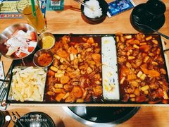-肥肥虾庄·金牌油焖大虾(杨园滨江时代walk店)