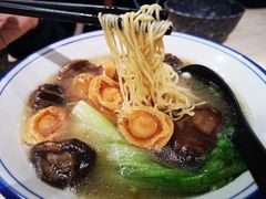 蚝皇鲍鱼冬菇菜面-路环码头面馆