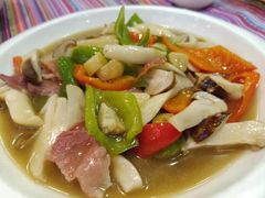 -香巴拉云南餐厅(华莱坞店)