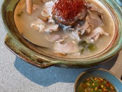酸萝卜丝炖猪肘-半山腰·云南菜(侨福芳草地店)