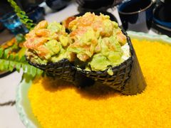 三文鱼牛油果手卷-荟廷·晶萃(陆家嘴尚悦湾店)