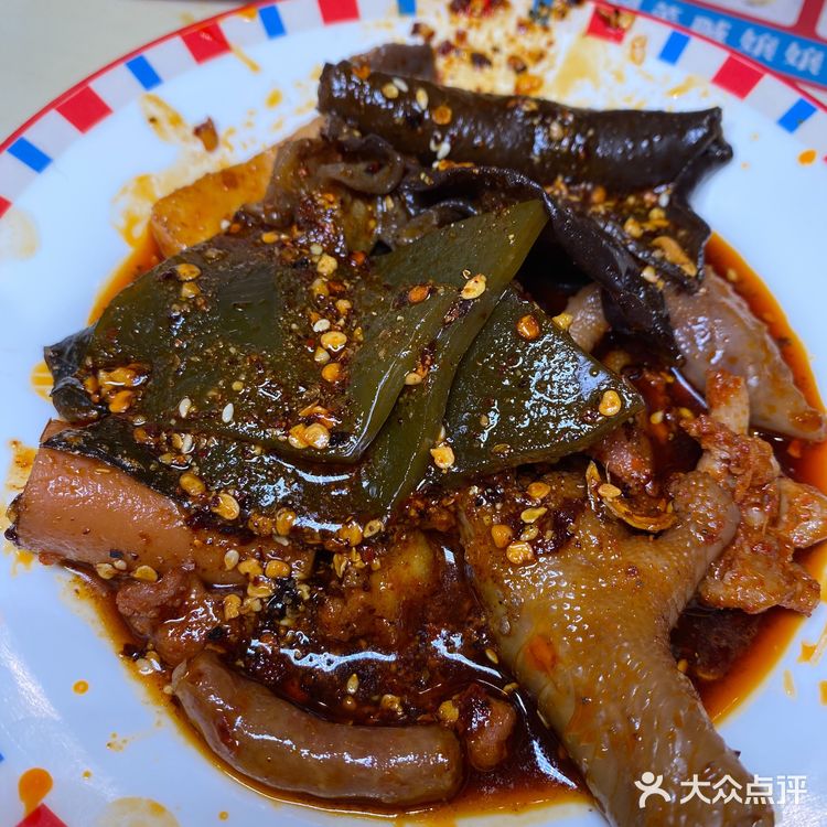 找到了坠熟悉的味道！这家麻辣烫烟火气好足！ 