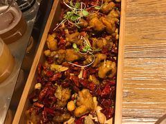 -爱啤精酿·民谣酒馆(滨江店)