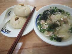 -许鲜包子铺