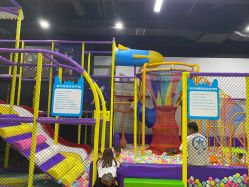 -蹦贝运动中心·蹦床·攀岩·闯关(龙岗店)