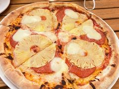 -城市大道红炉披萨烘焙坊