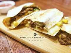 -玛格萝妮比萨屋(四平店)