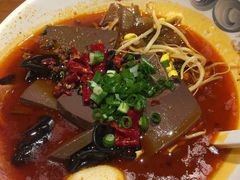 -渝是乎川渝小炒(新世界百货望京店)