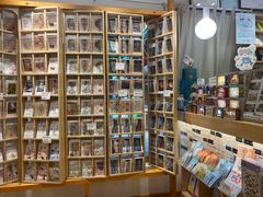 -猫的天空之城概念书店(束河店)