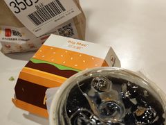 -麦当劳(宝山大厦店)