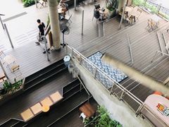 -ROAST coffee & eatery