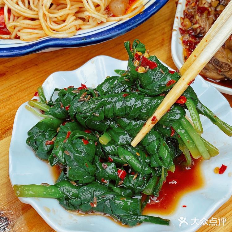 冬瓜山夜宵店yyds‼️73种凉菜！凉拌脆骨爆好吃