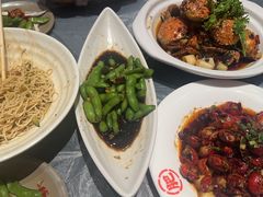 -肥肥虾庄·金牌油焖大虾(杨园滨江时代walk店)