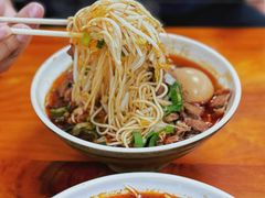正宗牛肉面-汪胖子襄阳牛肉面(华丰路店)