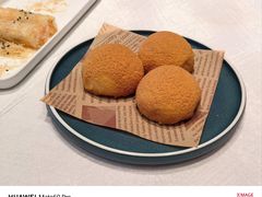 -景月阁空中食府(希尔顿酒店)