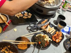 -啊美丽炭火烤肉(滑翔一店)