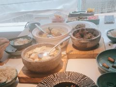 -荷塘秋月·本帮江浙菜(国权路店)