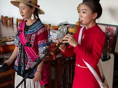 -老滇山寨•云南特色菜•地方菜•民族风情歌舞表演(金碧店)