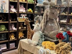 -钟书阁(松江泰晤士小镇店)