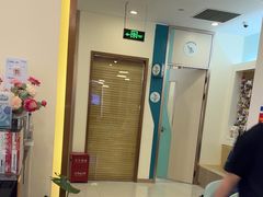 -维乐口腔(美维云门诊陆家嘴店)