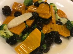 -十二饭点·川菜(北站圆融店)