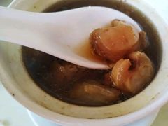 牛鞭汤-六姑龟苓膏糖水卤水店