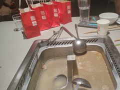 -海底捞火锅(银泰中心店)
