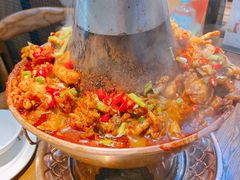 经典碳火牛蛙-老佛爷蛙锅•鲜蛙煲(麦凯乐店)