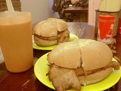 猪扒包-大利来记餐厅(大三巴店)