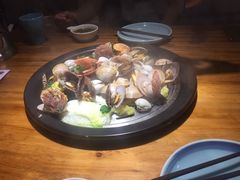 一筐蛤蜊-三个渔夫·蒸汽海鲜(小白楼店)