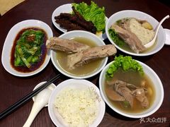 特级龙骨面线汤-松发肉骨茶SongFa(静安嘉里中心店)