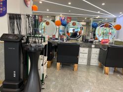 -水灵珑美容造型中心