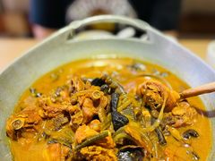小鸡炖蘑菇-关东小磨东北菜(上海长风大悦城店)