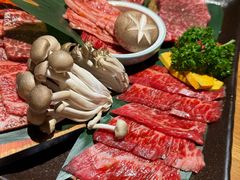 -炼火烤肉店