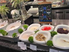 -圣丰索菲特·2 On 988 Café 自助餐厅