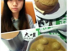 -新大咀港式茶餐厅(宝山万达店)