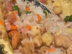 鲜虾菠萝饭-鹿港小镇(远洋未来广场店)