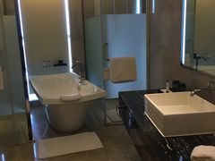 -无锡新湖铂尔曼大酒店