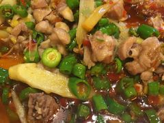 -兔行天下-鸿鹤鲜锅兔(中海国际店)