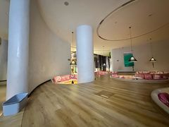 -涨巢·潮玩水疗局