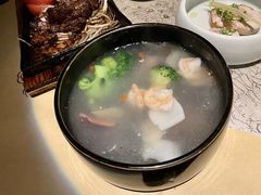 -穹六人间 people 6(岳阳路店)