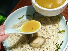 -裕兴记•蟹黄面馆(人民广场店)