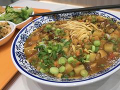 -德元兰州纯汤牛肉面(龙阳路店)