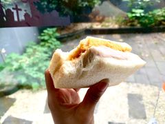 -沁屋面包店(人民东路店)