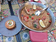 -BROWNSTONE布朗石西班牙餐厅(富城店)