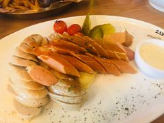 综合香肠拼盘-MR.ROCKY洛奇先生RESTAURANT&BAR(宝安壹方城店)