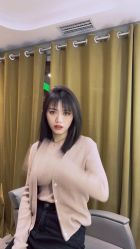 -变画·发型STUDIO