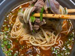-臻老板牛肉面(光华路SOHO店)