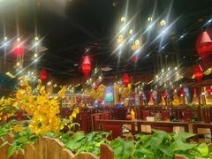 -老滇山寨•云南特色菜•地方菜•民族风情歌舞表演(金碧店)